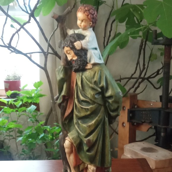 St. Christopher Holding the Christ Child Wooden Statue - Picture 2 of 10
